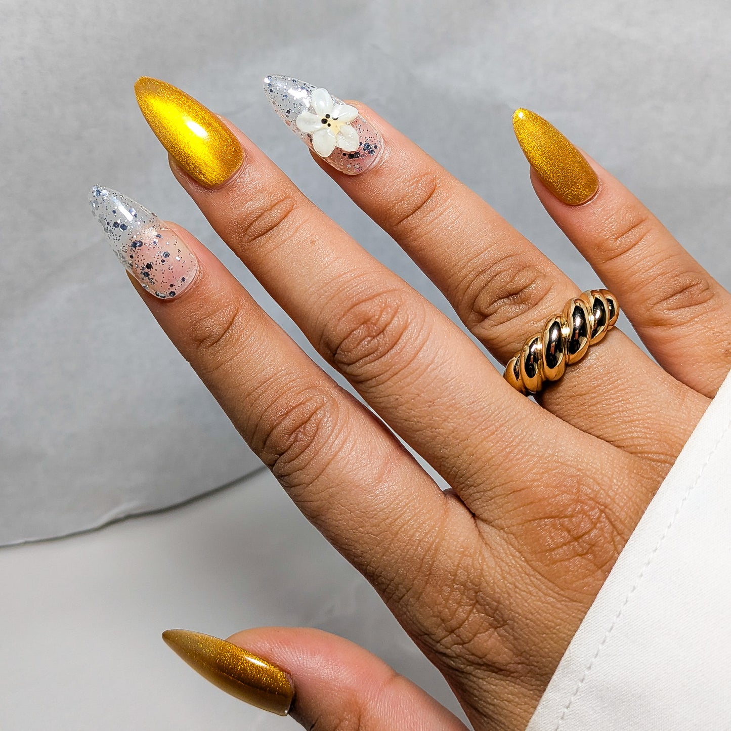 Golden Hour - Press on Nails