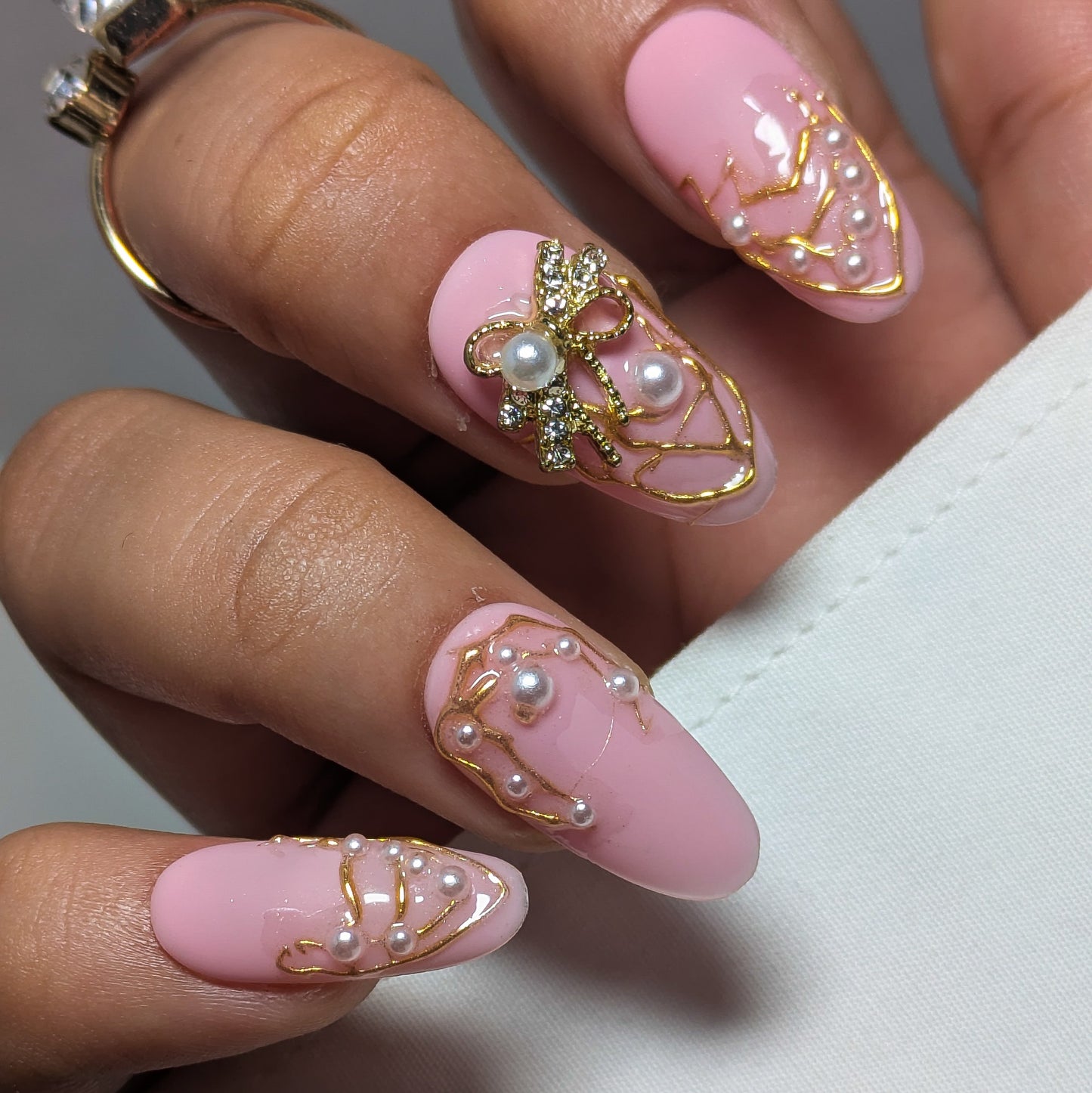 Flying Butterfly - Press on Nails