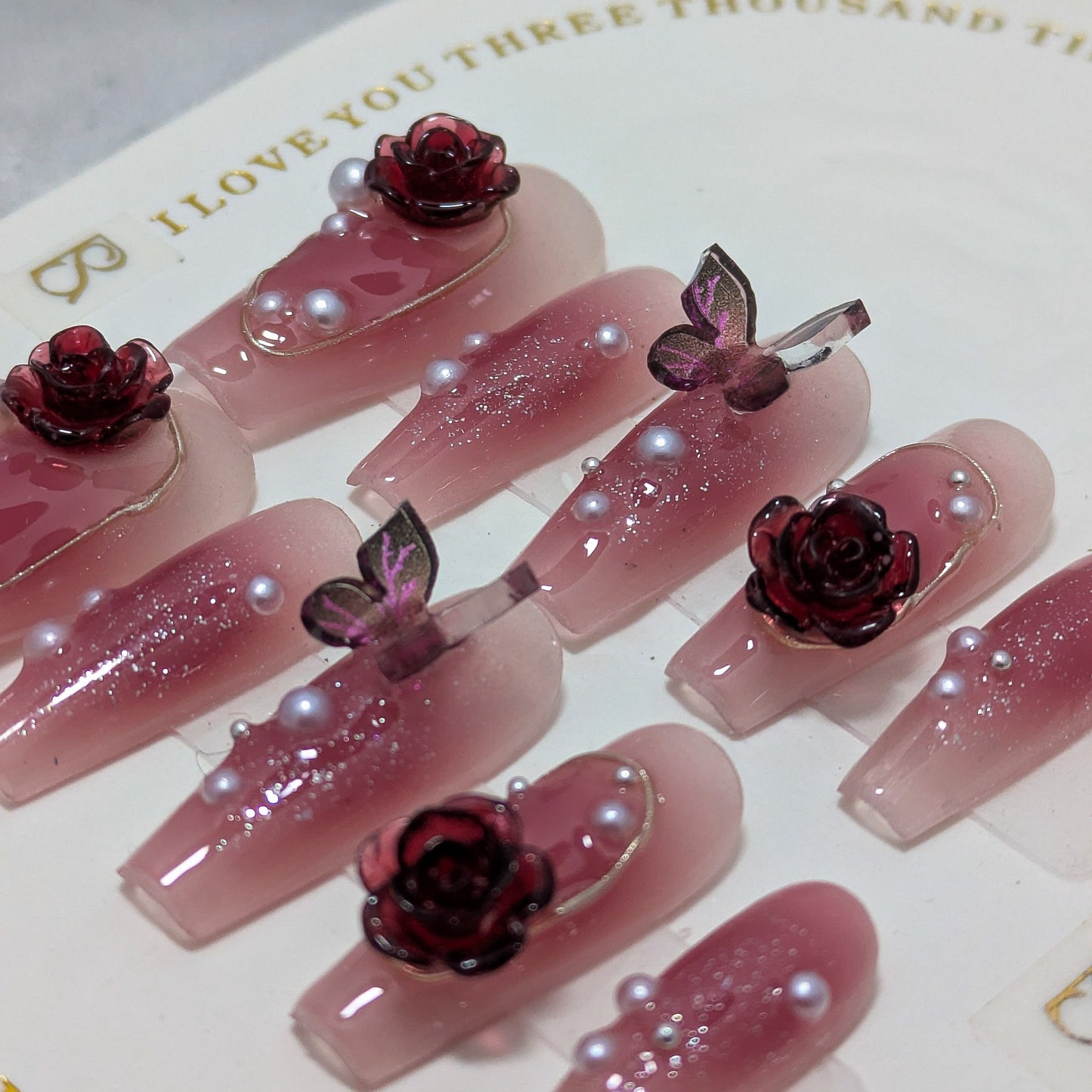 Red Rose Dreams - Press on Nails