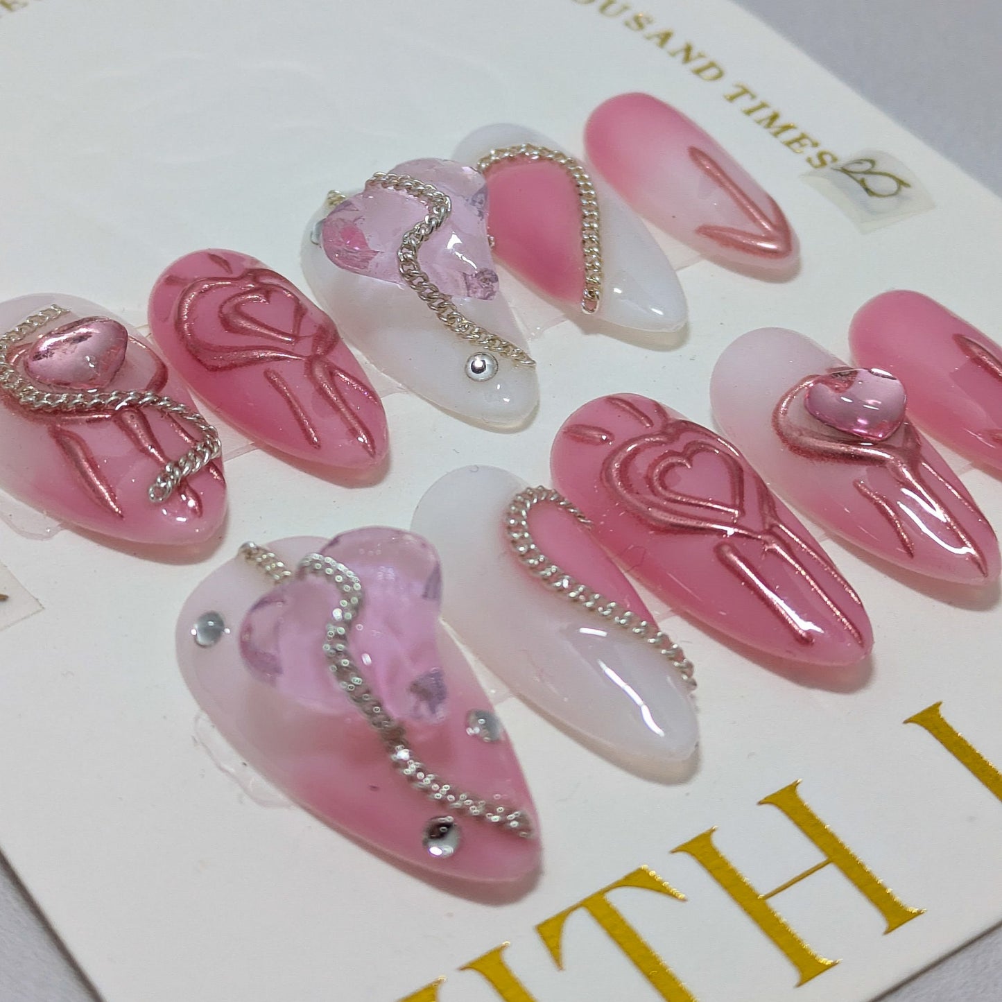 My Heart in chains - Press on Nails