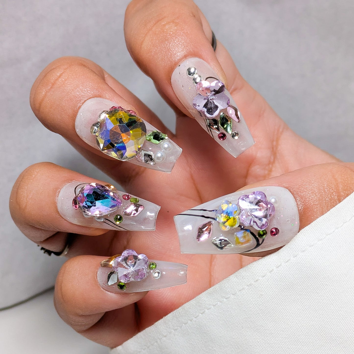 Crystal Bouquet - Press on Nails