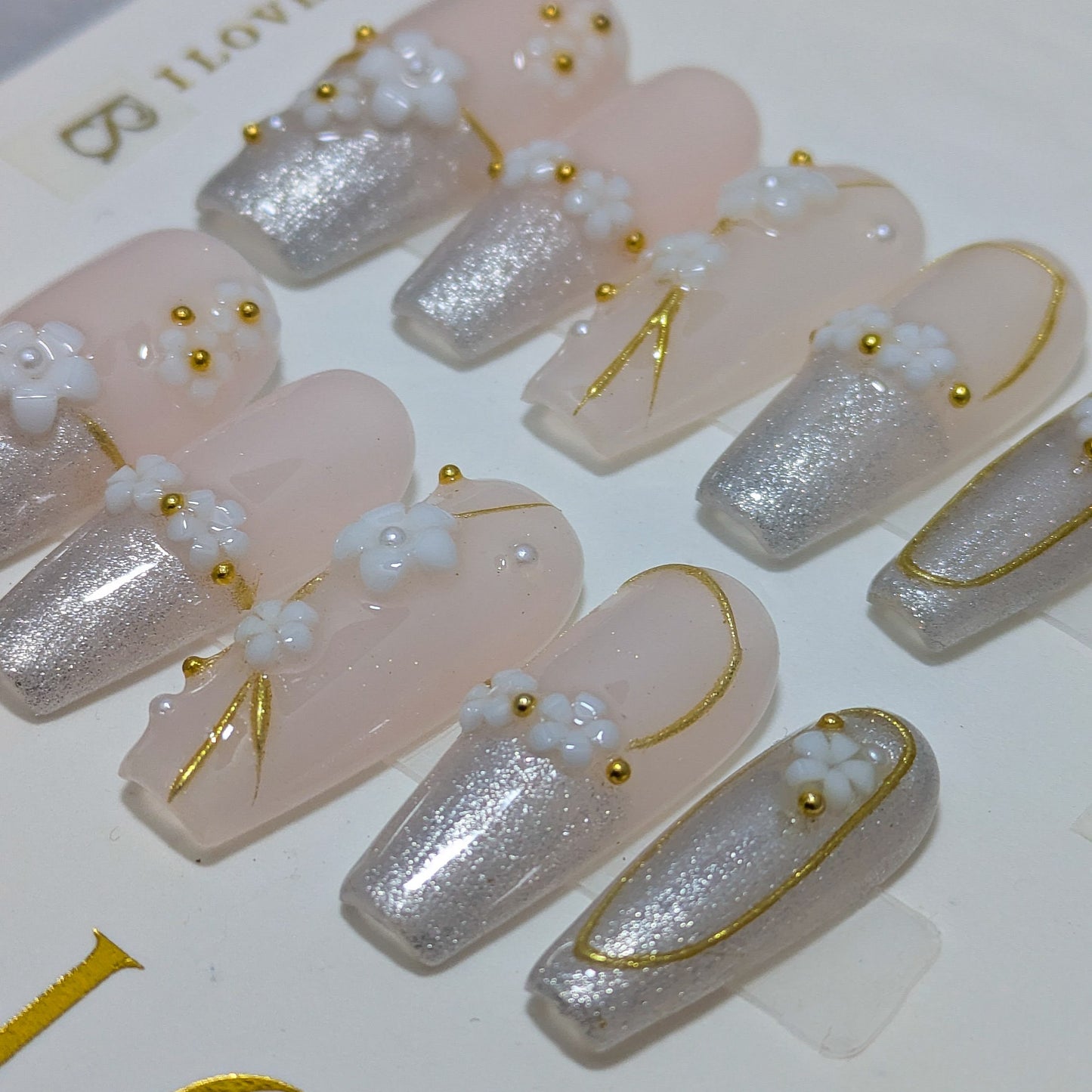 Silver valley flower - Press on Nails