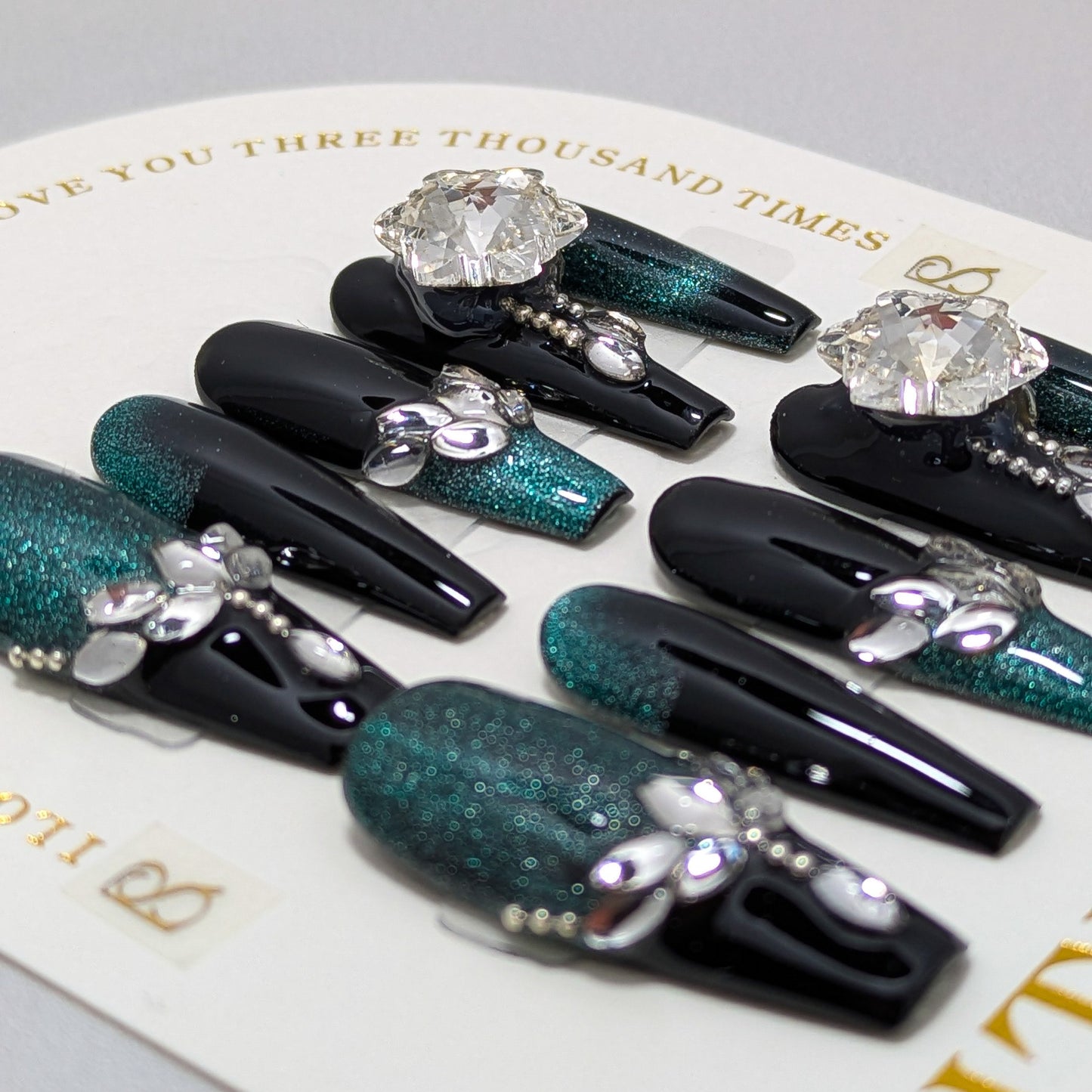 Midnight Beauty - Press on Nails
