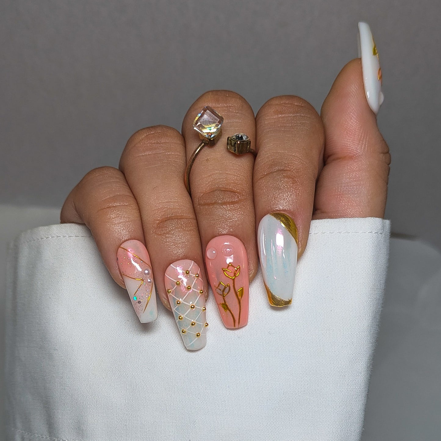 Shining Field - Press on Nails
