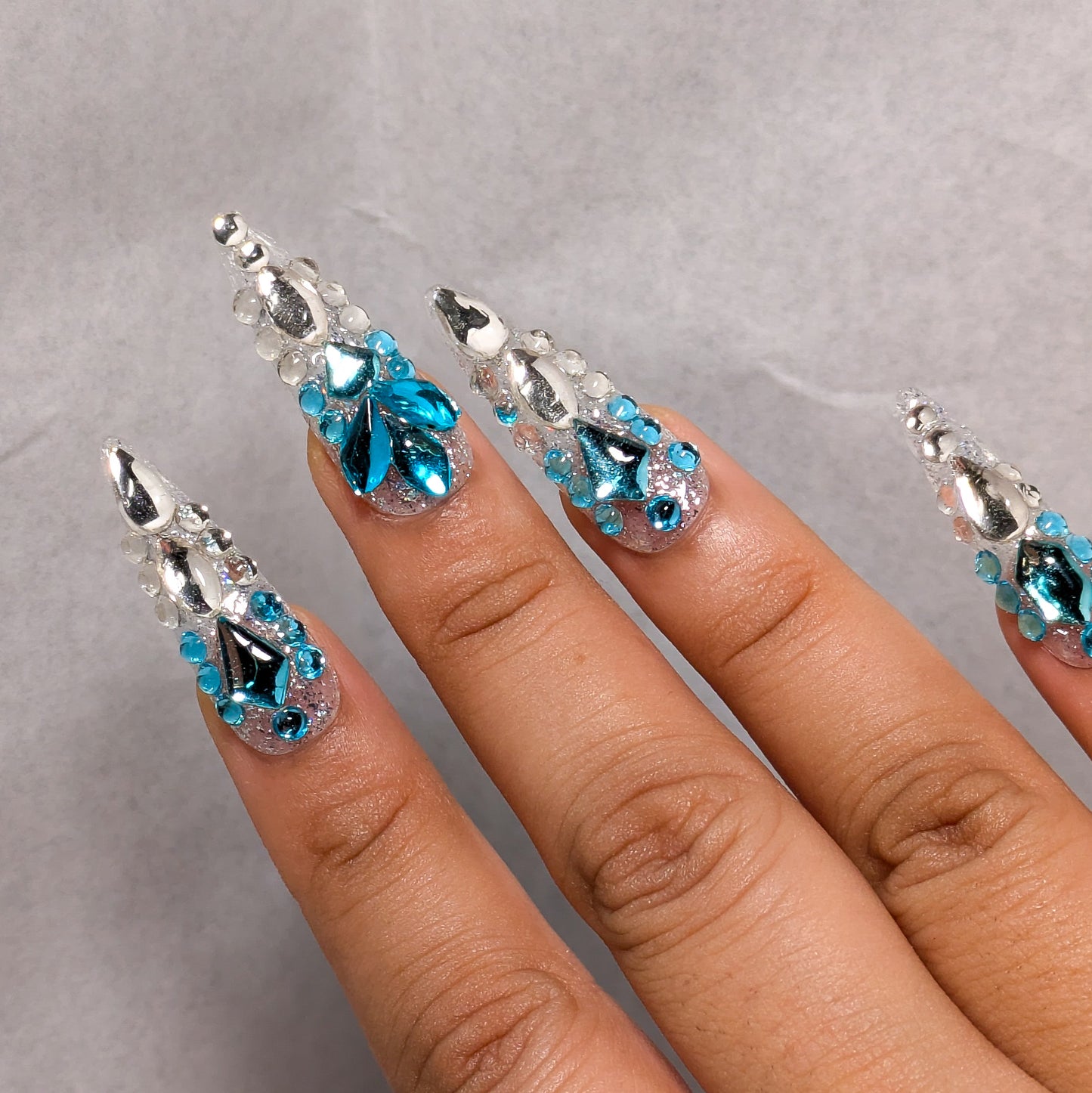 Snow Shine - Press on Nails