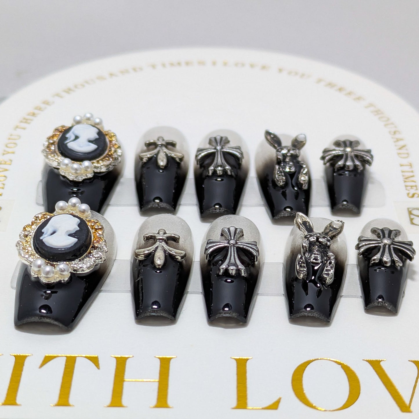 Silver Queen- Press on Nails
