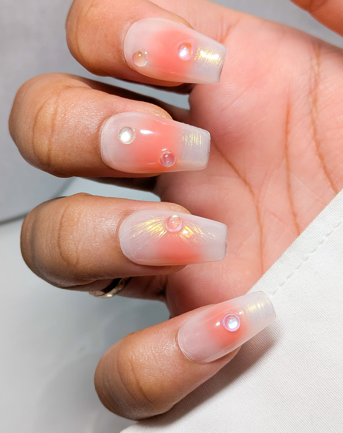 Golden Flowers - Press on Nails
