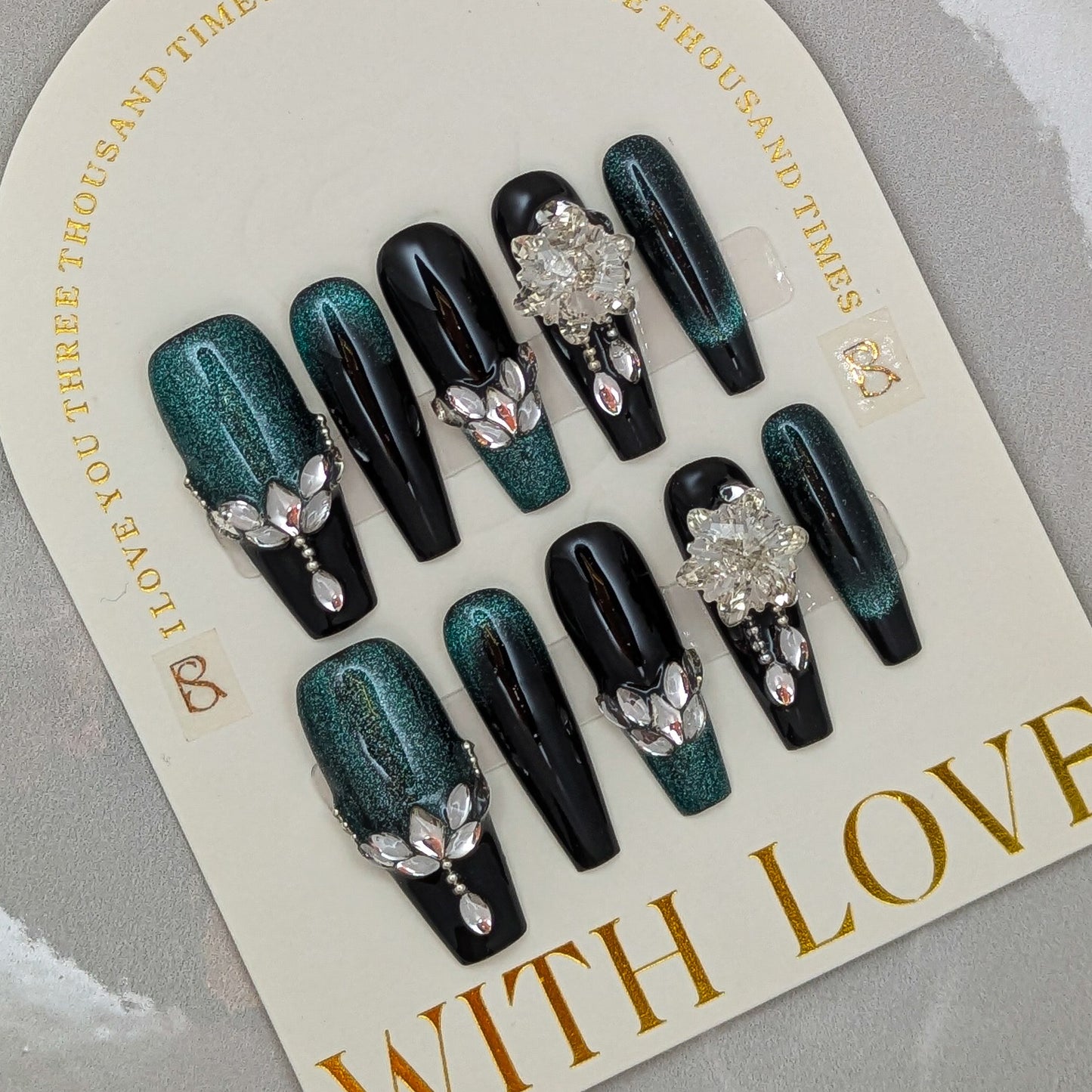 Midnight Beauty - Press on Nails