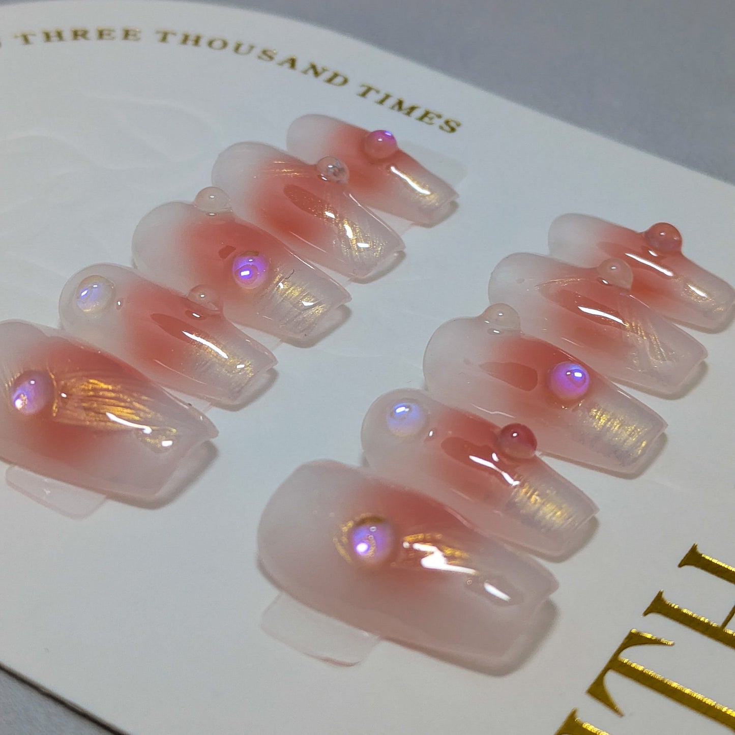 Golden Flowers - Press on Nails