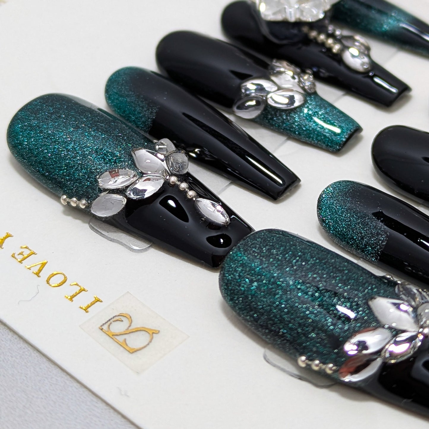 Midnight Beauty - Press on Nails