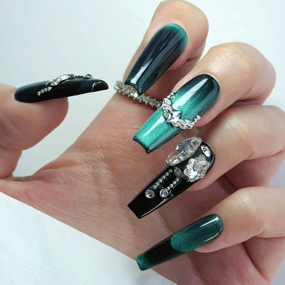 Midnight Beauty - Press on Nails