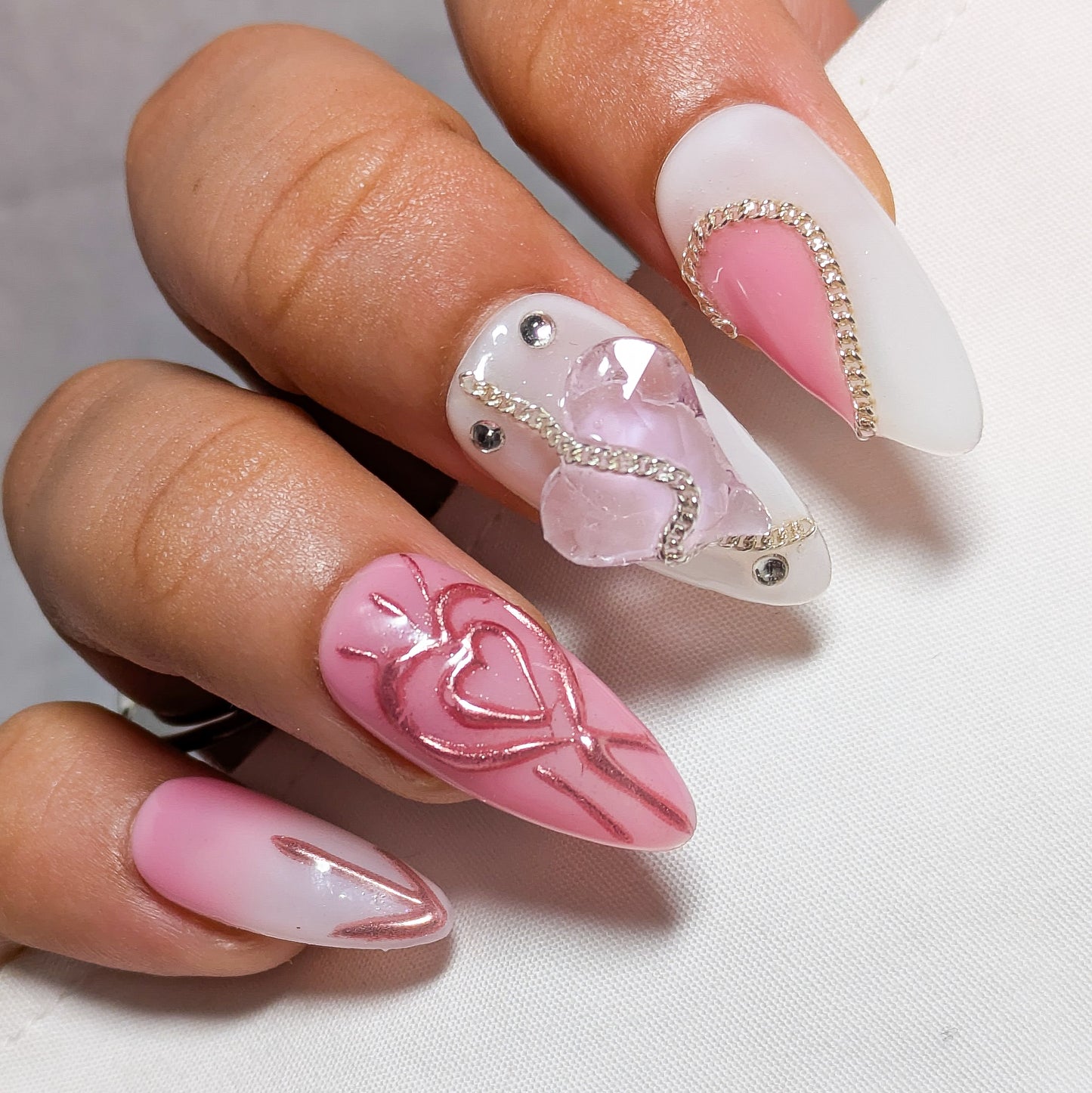 My Heart in chains - Press on Nails