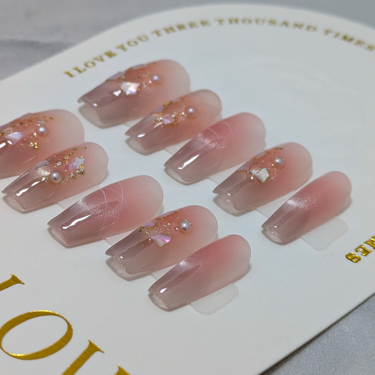 Blushing Crystals - Press on Nails
