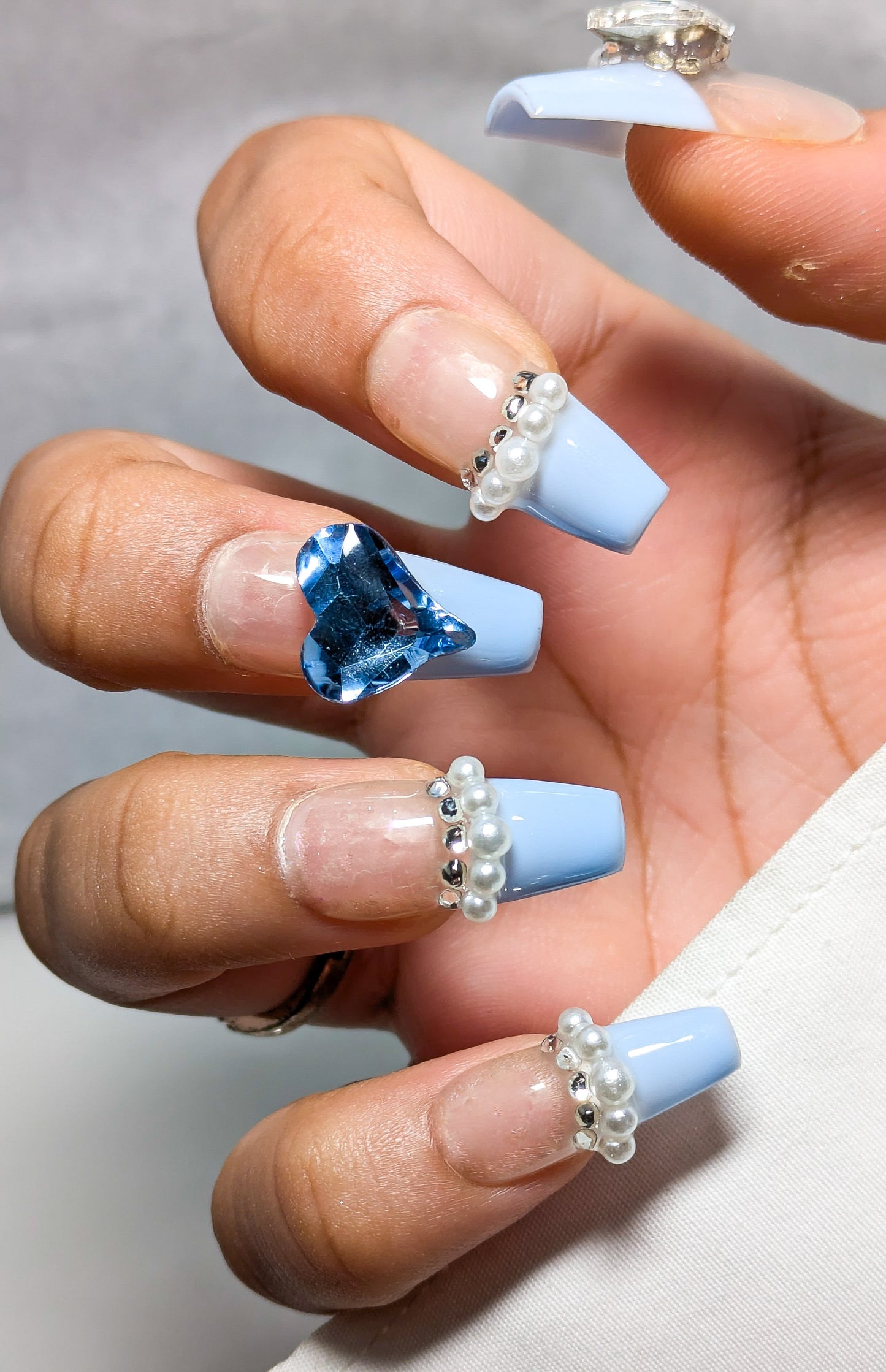 Blue Heart - Press on Nails