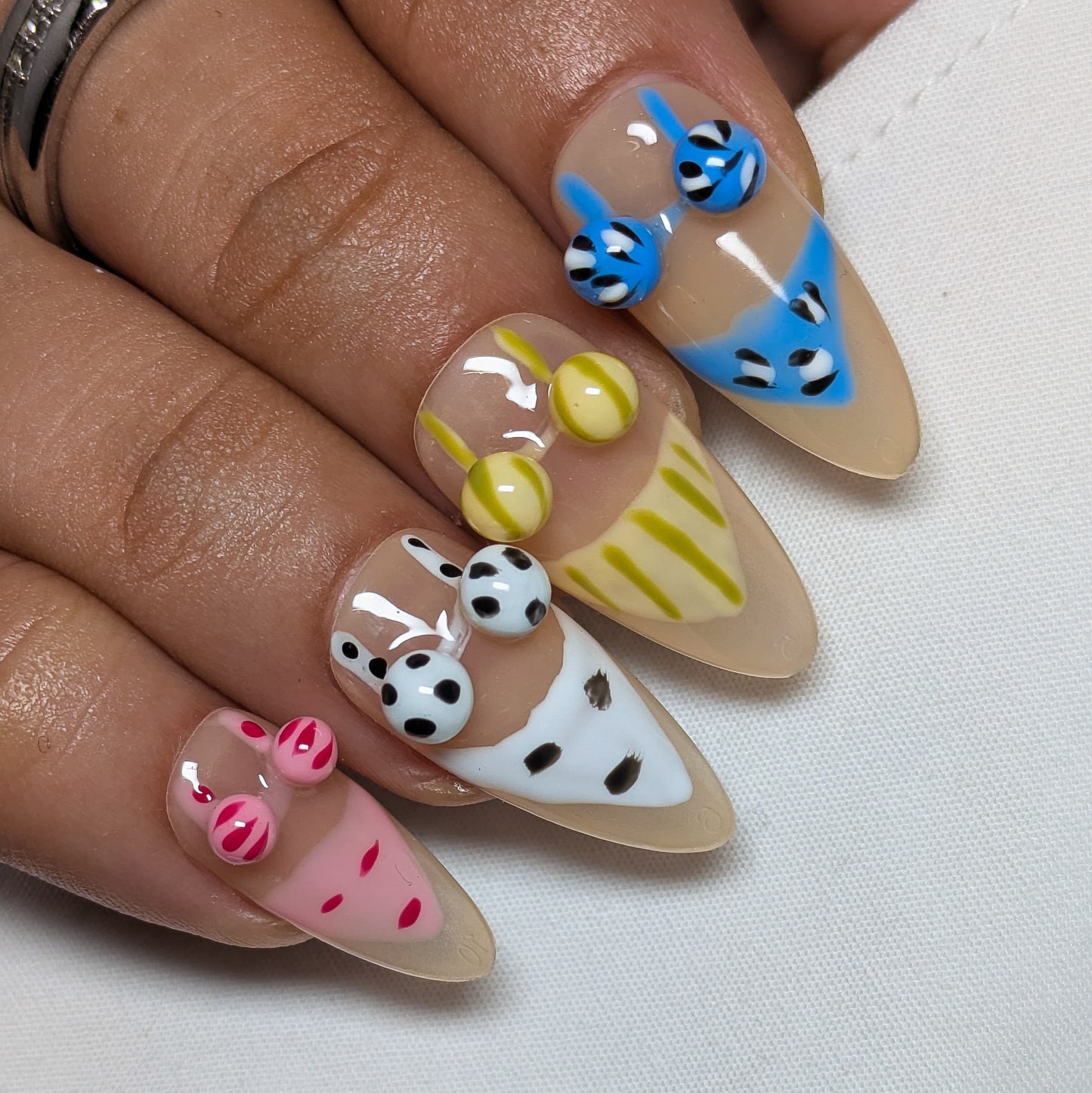Swimsuit Vacation  - Press on Nails