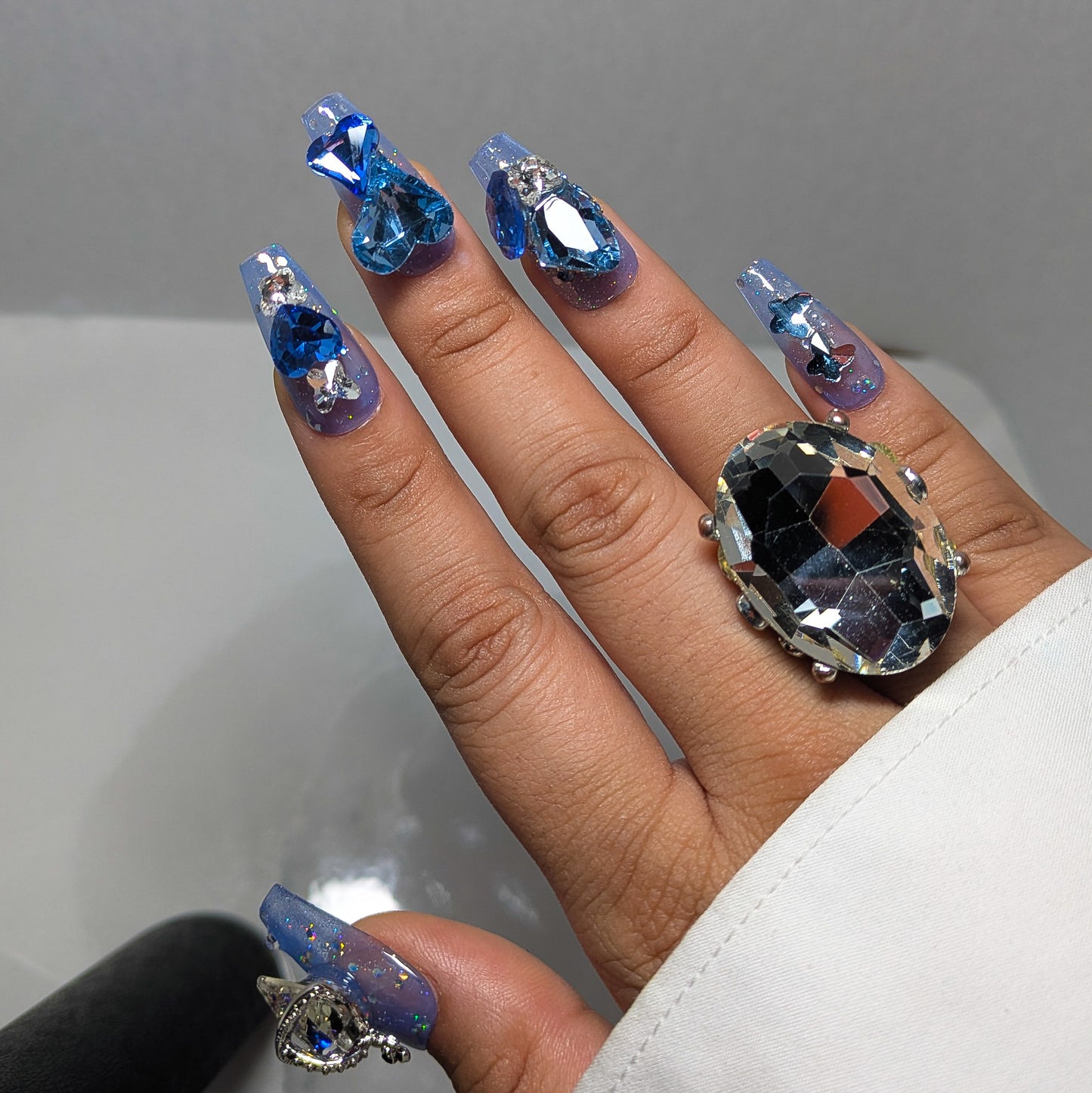 Blue Heart Ring - Press on Nails