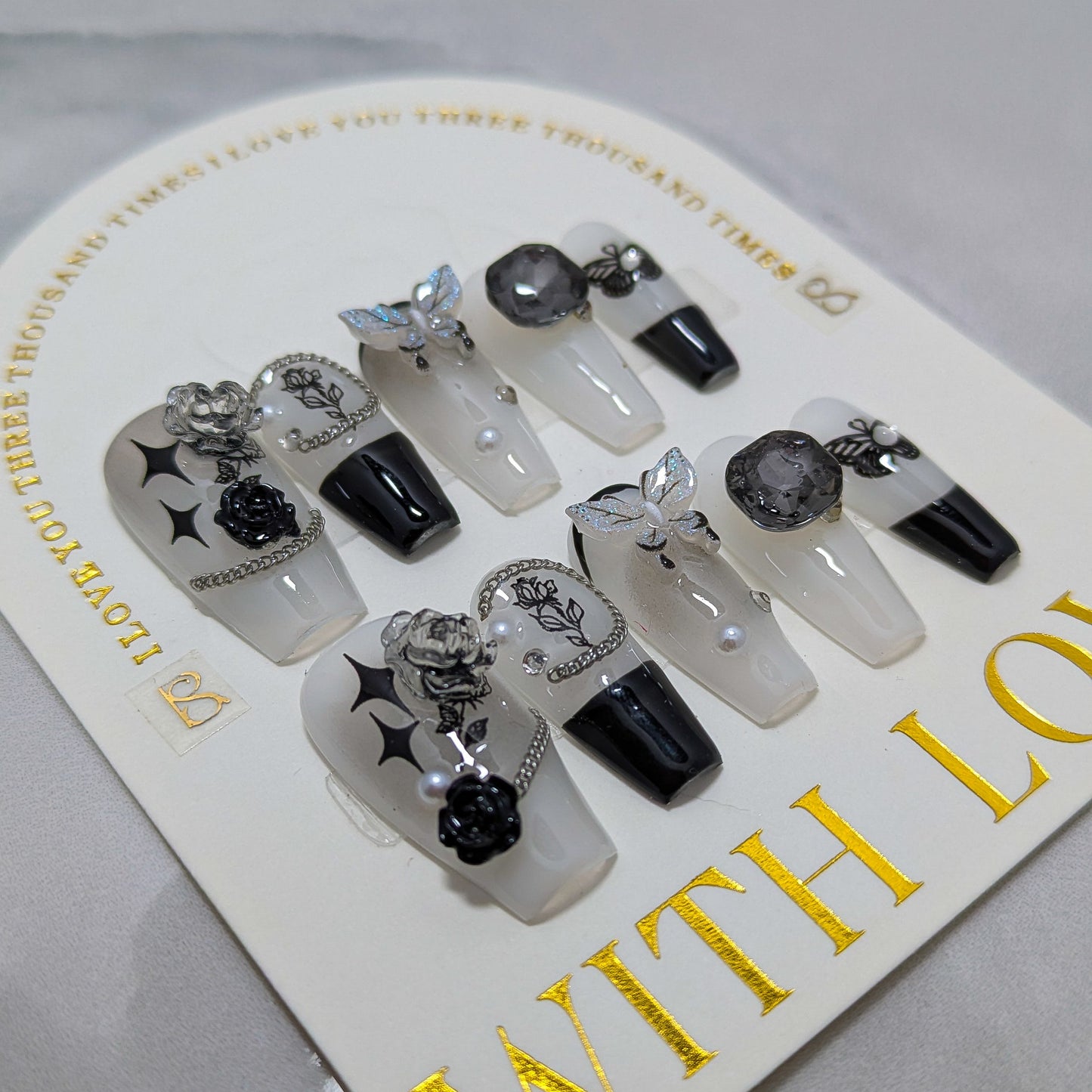 Black Rose - Press on Nails