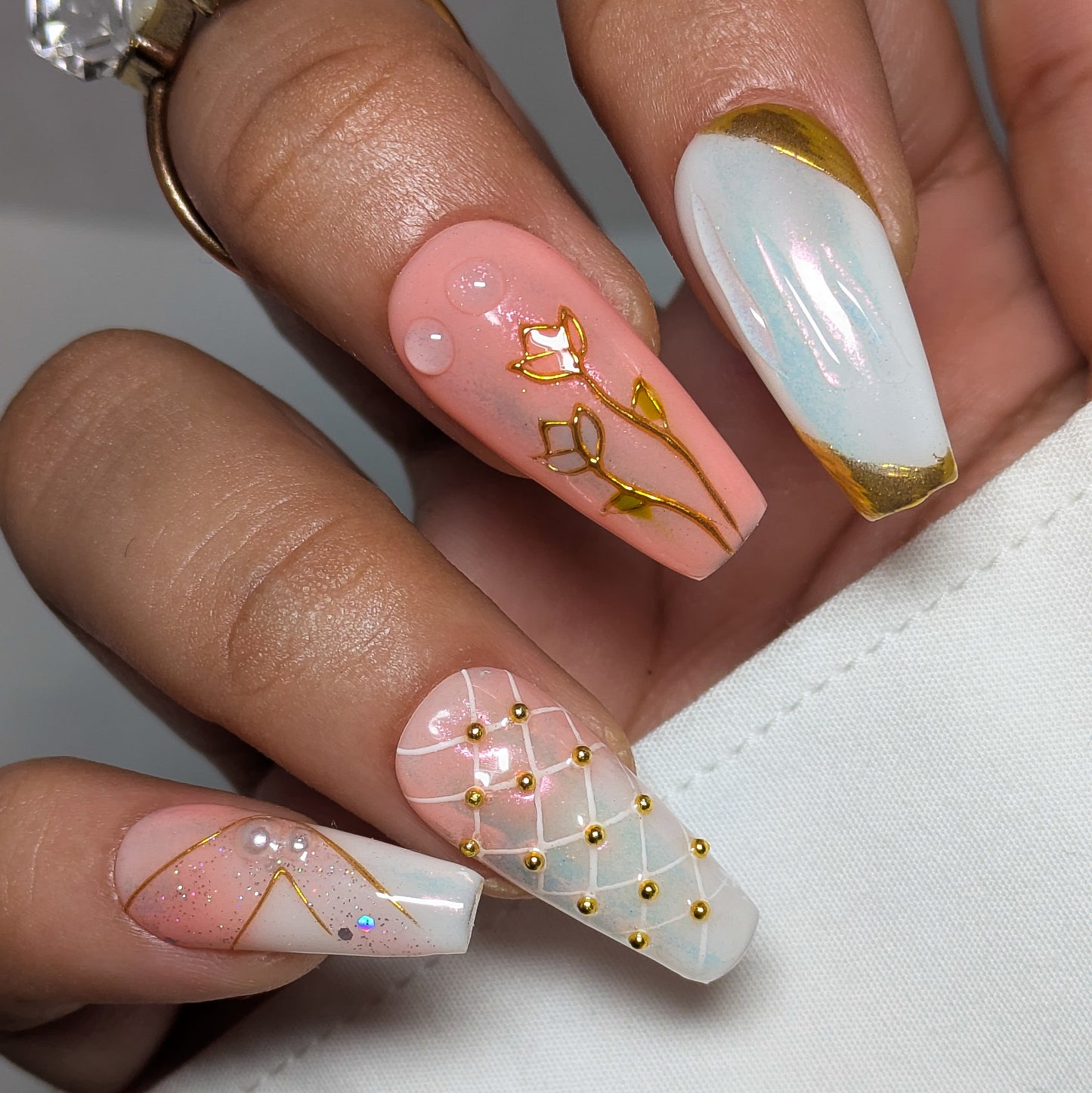 Shining Field  - Press on Nails