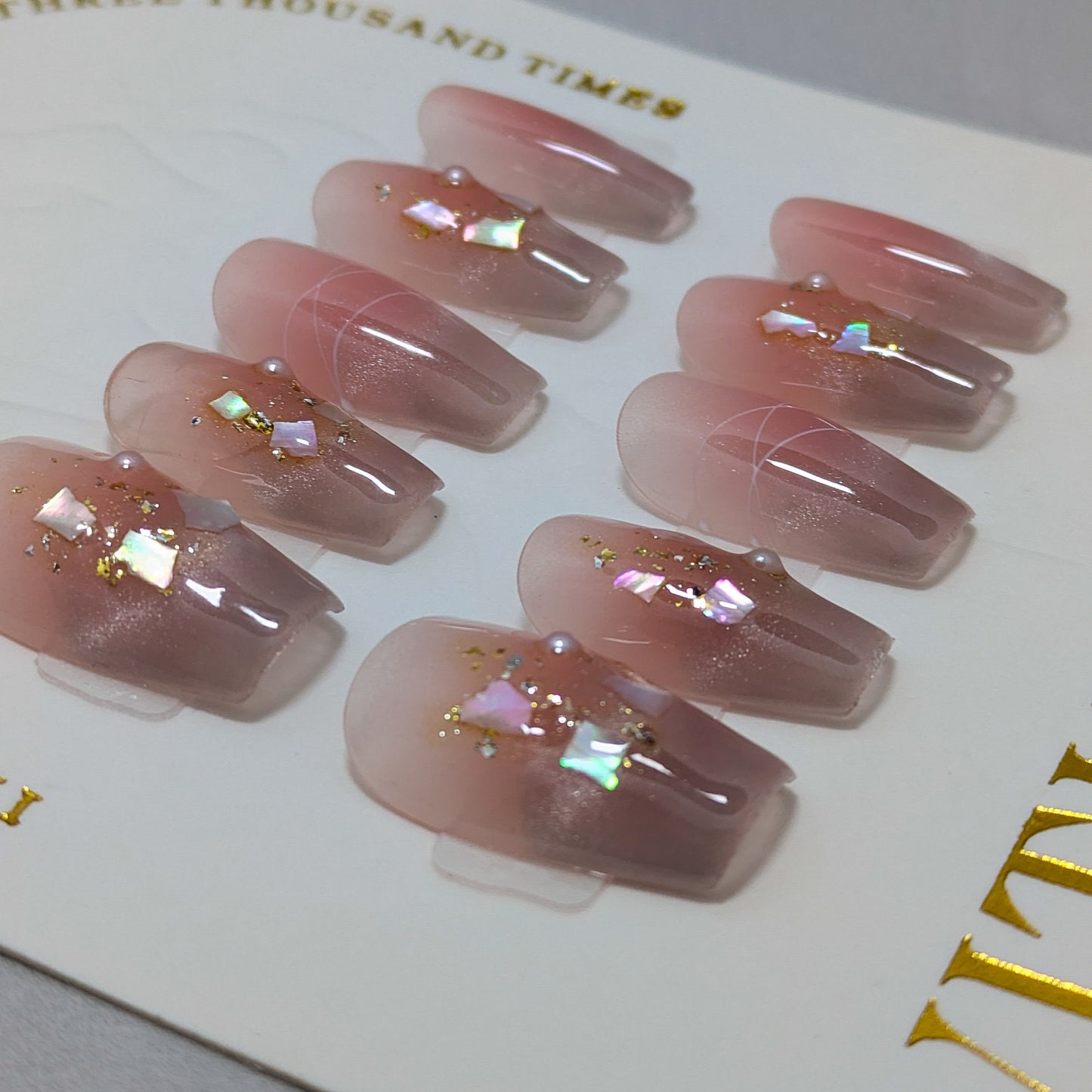 Blushing Crystals - Press on Nails