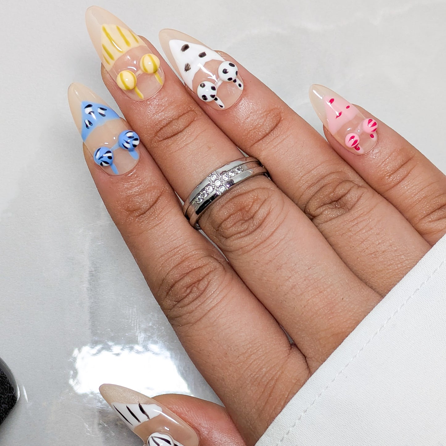 Swimsuit Vacation  - Press on Nails
