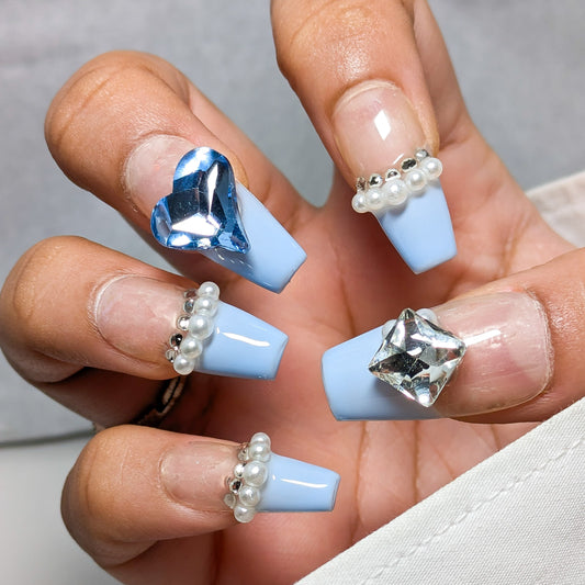 Blue Heart - Press on Nails
